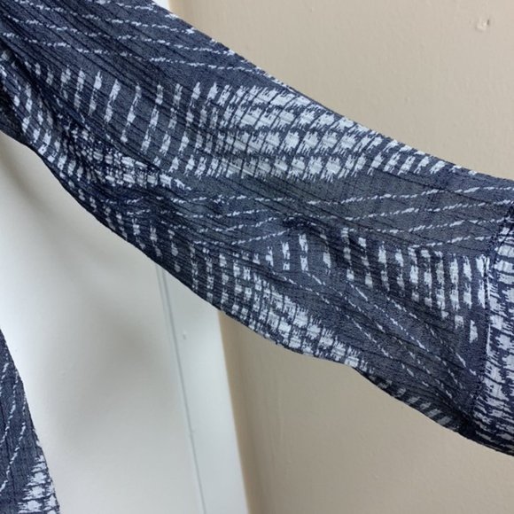 Fred David multi pattern half button down high low lightweight blouse size M - Picture 9 of 10